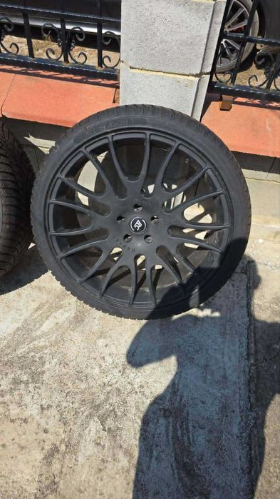 Продавам гуми и джанти Hamann