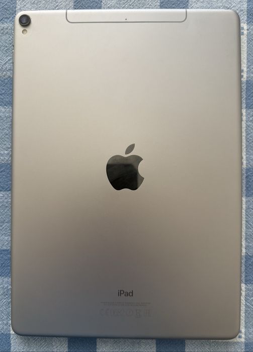 Продам iPad Pro 10.5 (64 GB WI-FI + LTE)