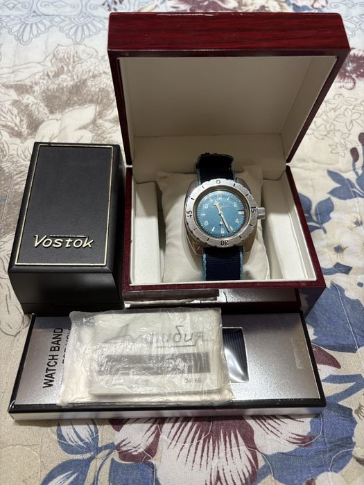 Продаю часы Восток Амфибия «Классика»