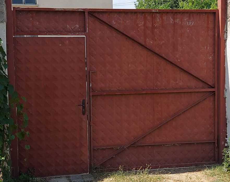 Портална врата за двор