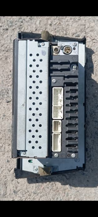 Камри 40 оригинал магнитола. Продам