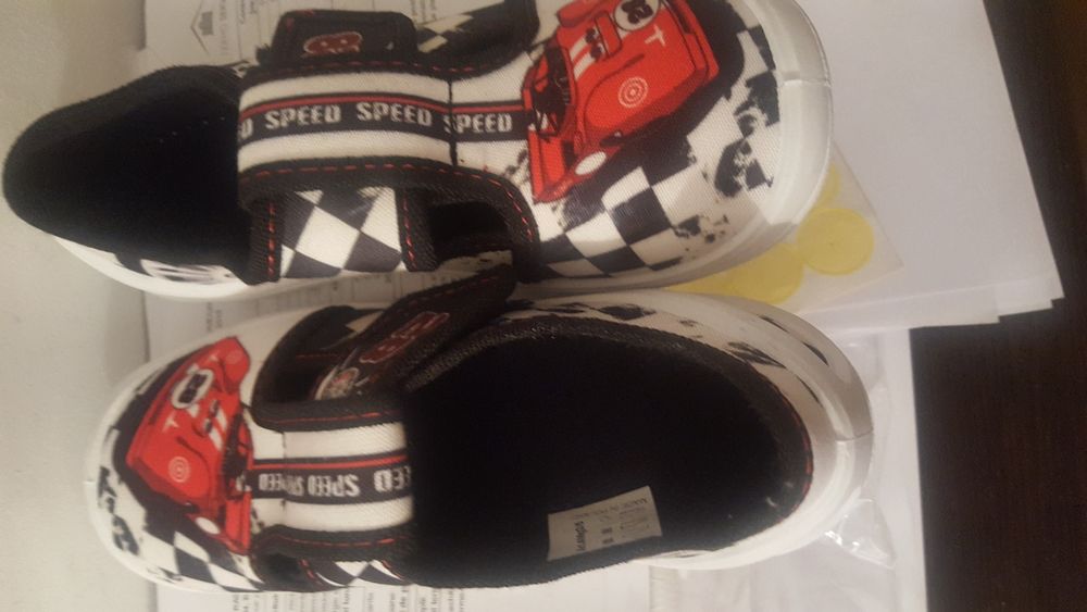 Noi Pantofi sport baieti marimea 30