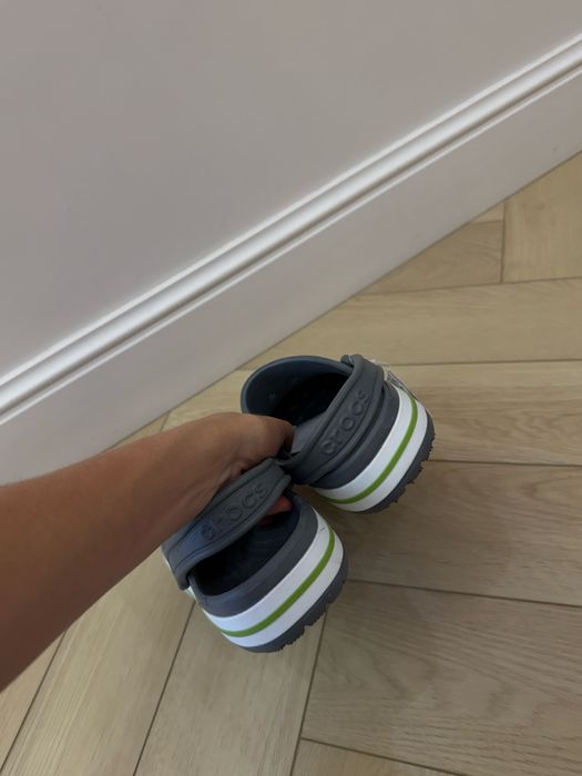 Продам CROCS оригинал
