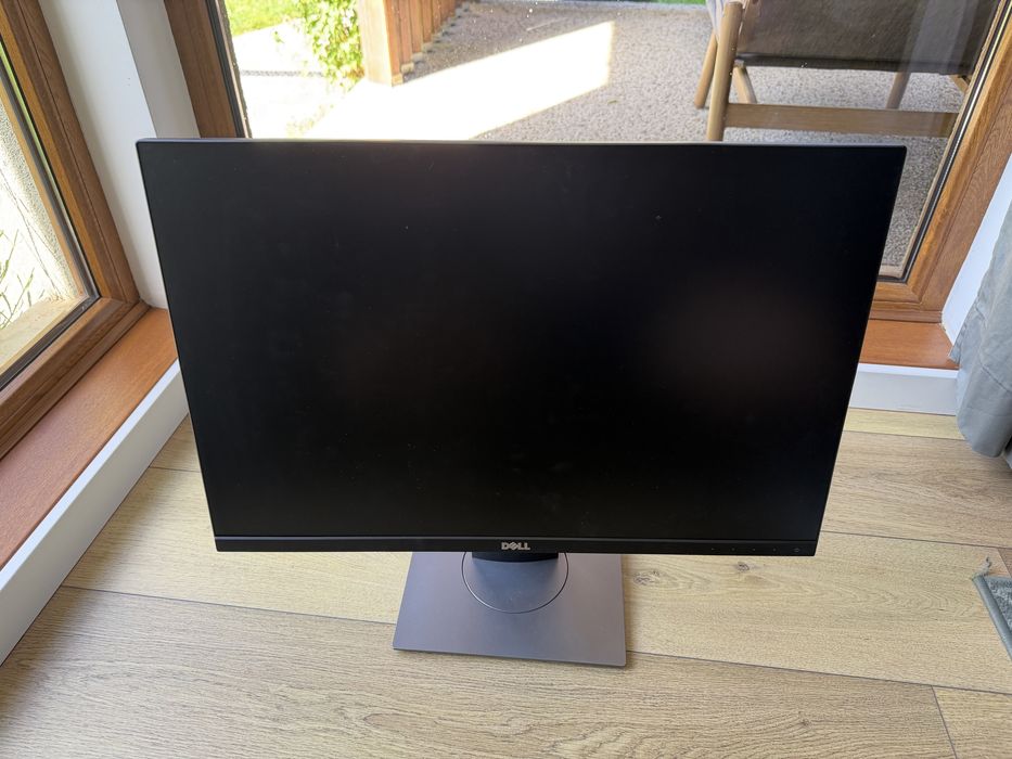 Vand 2 monitoare Dell U2415
