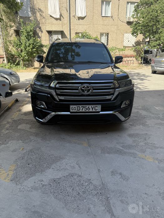 Tayota Land Cruiser 200 4.7 V8