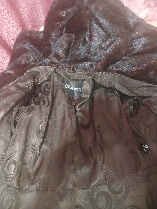 Продам норковую шубу