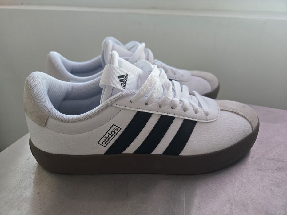 Маратонки Adidas