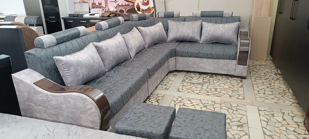 Yumshoq mebellar Ugaloglar.