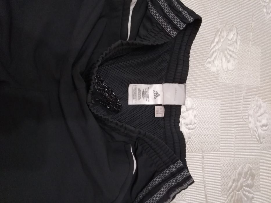 Оригинални долнища на ,, ADIDAS''