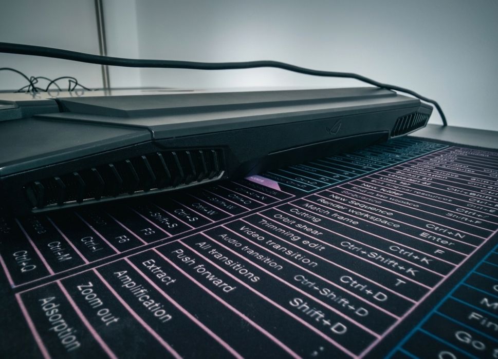 ASUS ROG G750JM (17.3 inch)