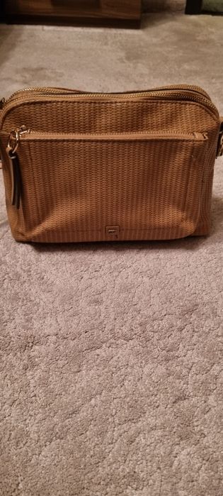 Дамски чанти различни модели и цветове