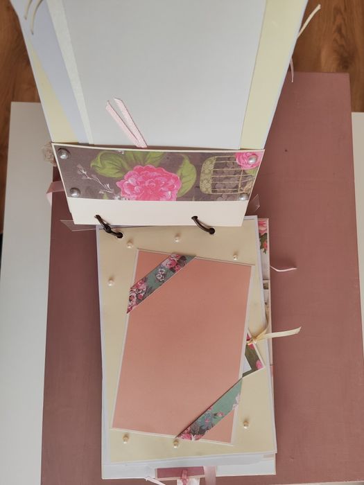 Албум за моминско парти