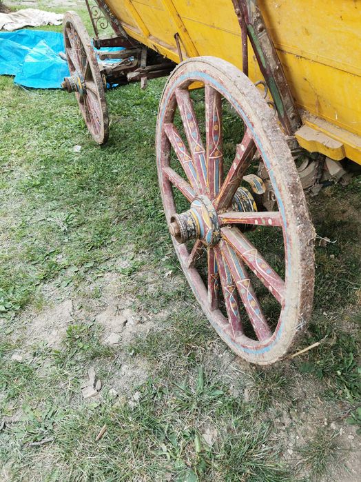 Рисувана каруца. karuca