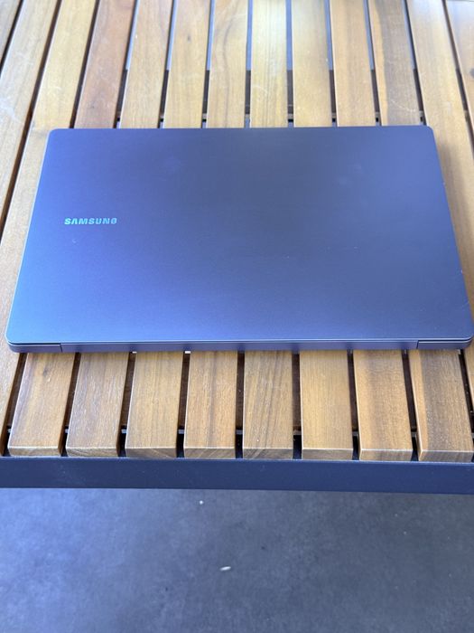 Vand / schimb Laptop Samsung Galaxy Book 4 Pro 1,5Tb ssd nvme intel core ultra 7, ps5 slim pro Touchscreen oled 3k asus rog tuf lenovo strix macbook