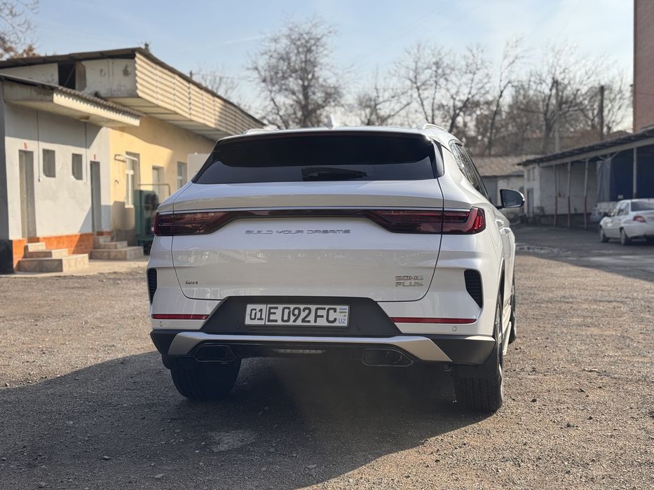 BYD Song plus gibrid!