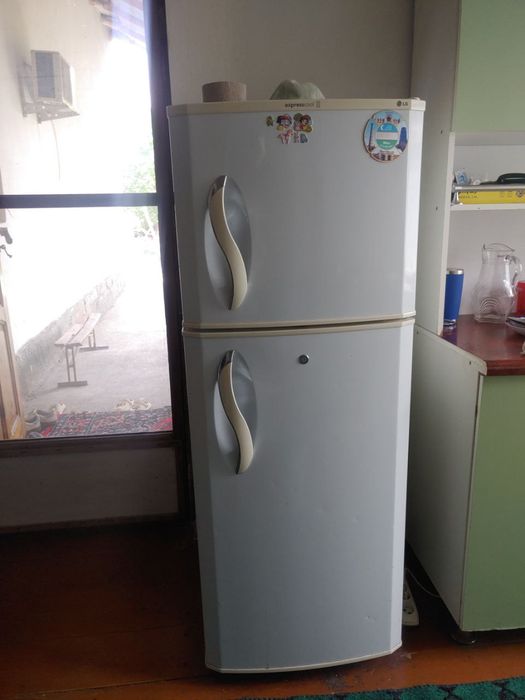 Холодильники состояние новое