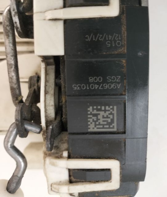 Broasca Usa  Dreapta Spate  a9067401035 Mercedes-Benz Sprinter a 2-a