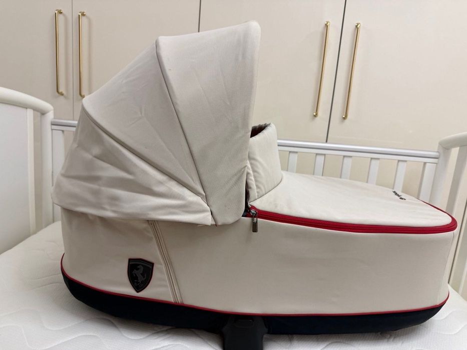 Landou pentru nou-nascuti Cybex Priam Scuderia Ferrari