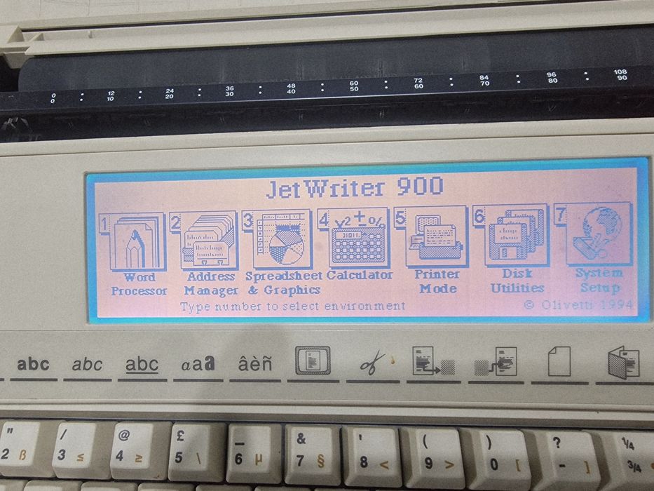 Masina de scris Olivetti JetWriter 900