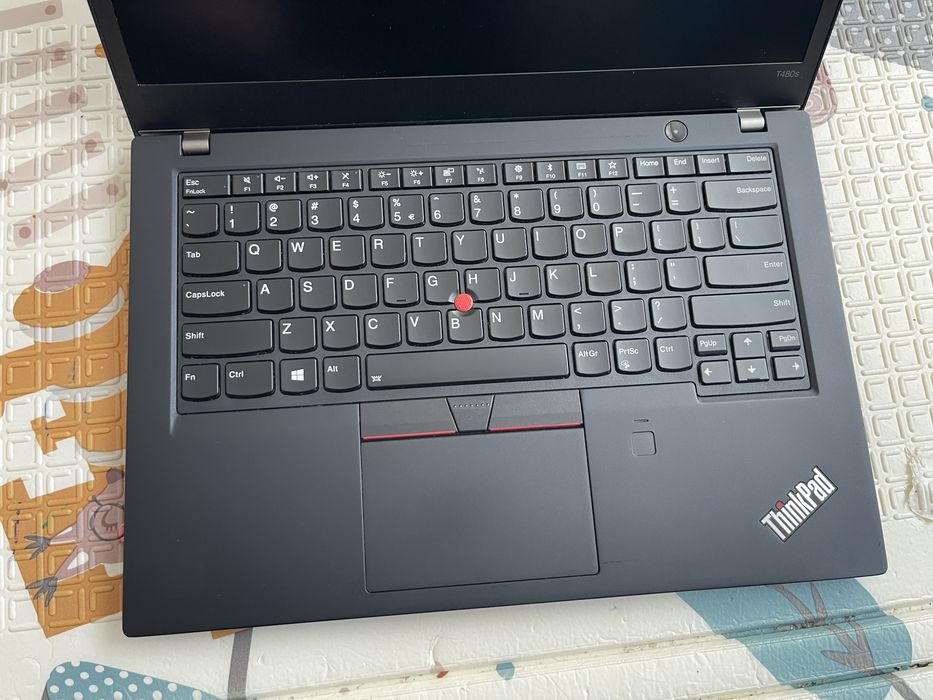 Продавам Lenovo ThinkPad T480S