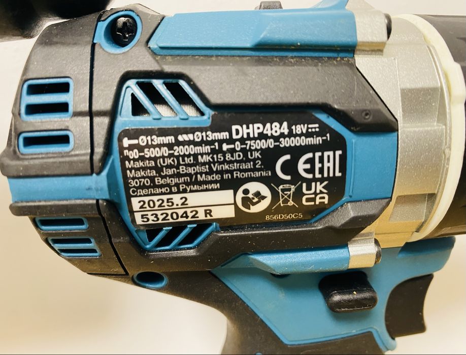 Makita filetanta si rotopercutor DHP 484 si DHR 202