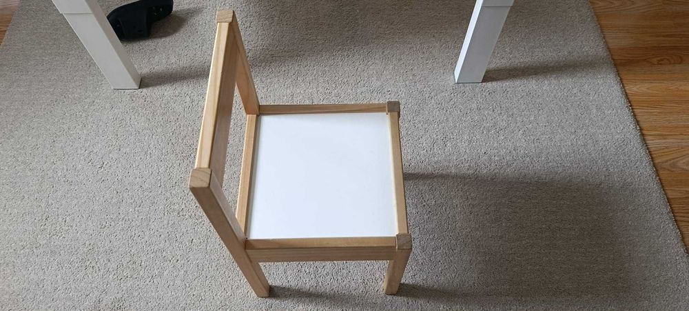 Детско столче IKEA – дървено, стабилно