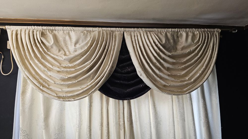 Set perdea+draperii elegante+galerie
