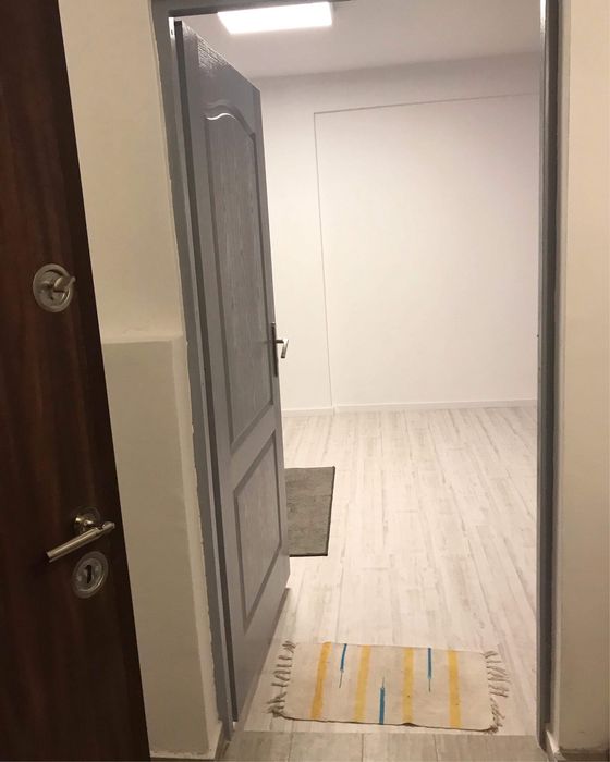Inchiriez apartament in regim hotelier