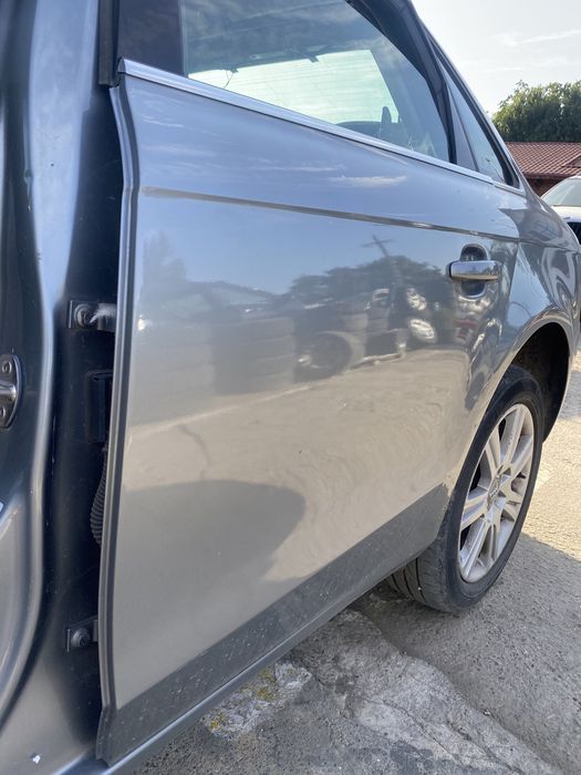 Ușă stânga spate Audi A4 B8 Berlină cod vopsea 7Y7G