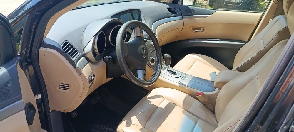 Subaru Tribeka B9 +още един двигател