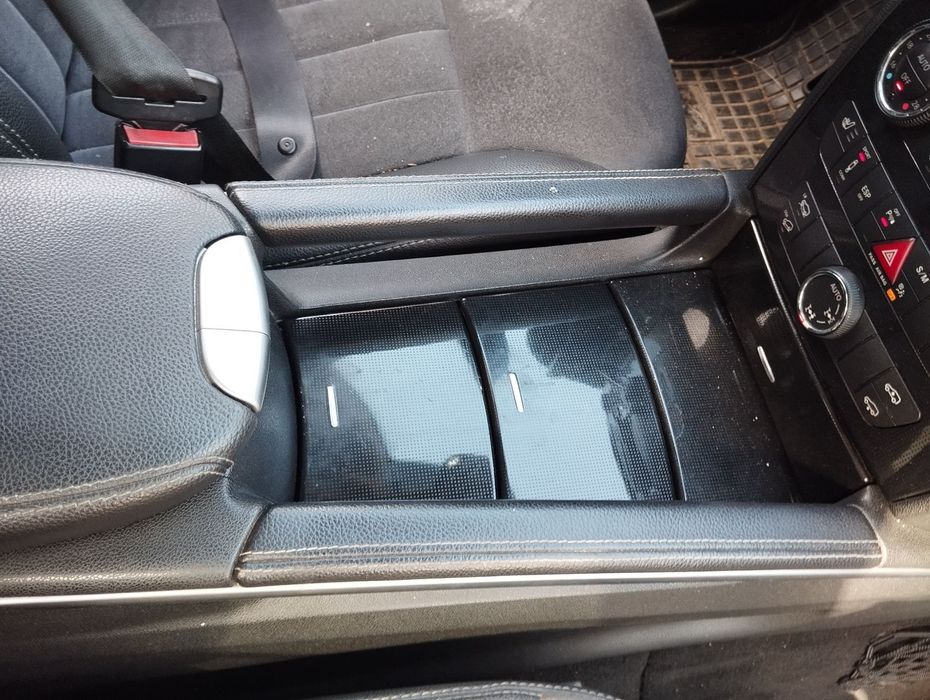 Dezmembrari  Mercedes-Benz ML / M-CLASS (W164)  2005  > 0000 ML 320 C