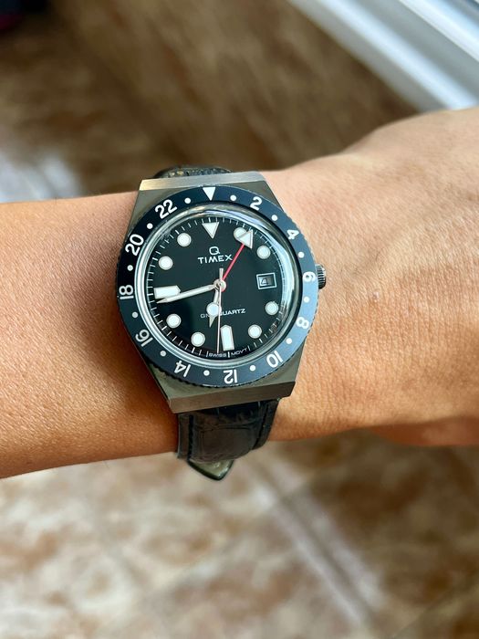 Timex Q GMT – Ref. TW2V38200-7U Gunmetal