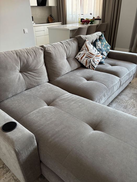 Диван с отоманкой