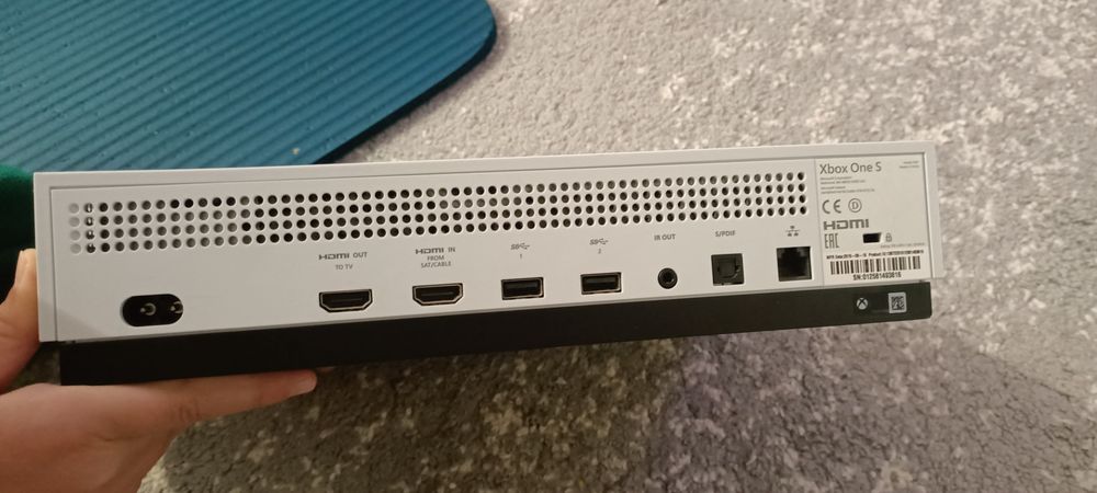 Xbox one s cu jocuri incluse jocurile se pot cumpăra și la bucată