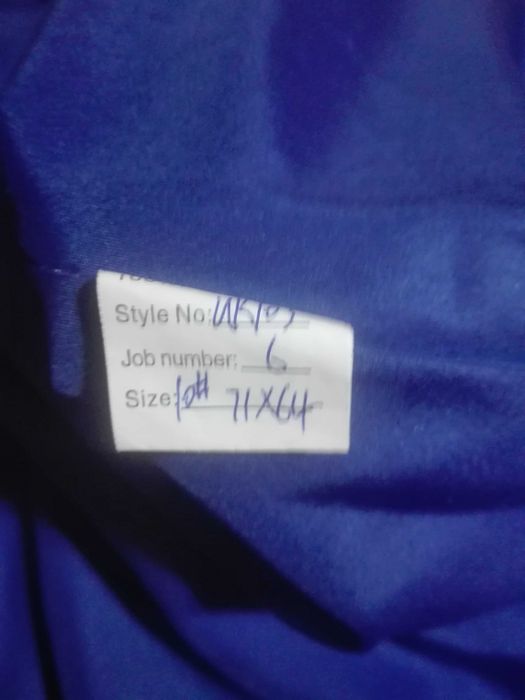 Продавам детски дрехи