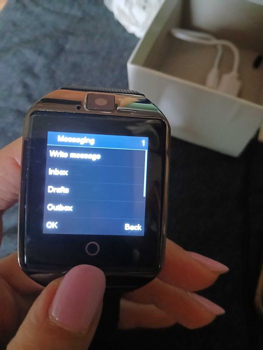 Smartwatch cu SIM card, camera, difuzor, incarcare USB, Nou la cutie