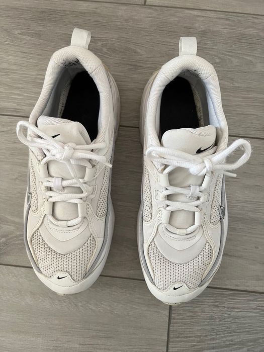 Маратонки Nike 39 номер