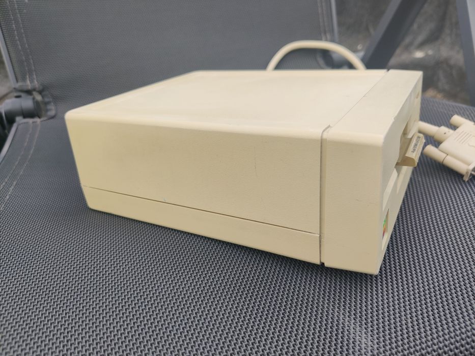 Floppy 5.25" extern Apple Unidisk A9M0104 pentru seris Apple II