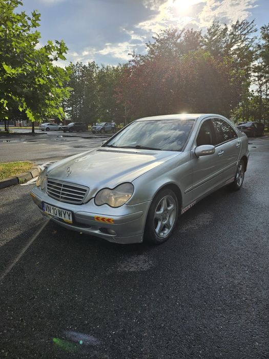 MERCEDES-BENZ C-Class 2002 — imagine 3