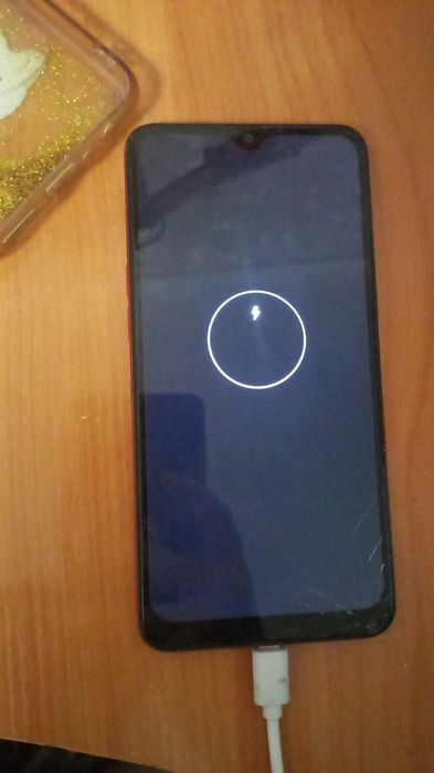 Продам телефон а 10с самсунг не включается,читайте описание