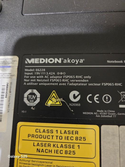 Лаптоп Medion Akoya E6228 - i3 2370M