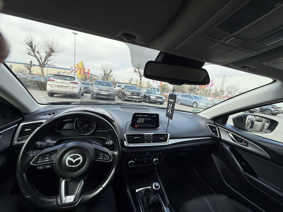 Mazda 3   2016 facelift benzina