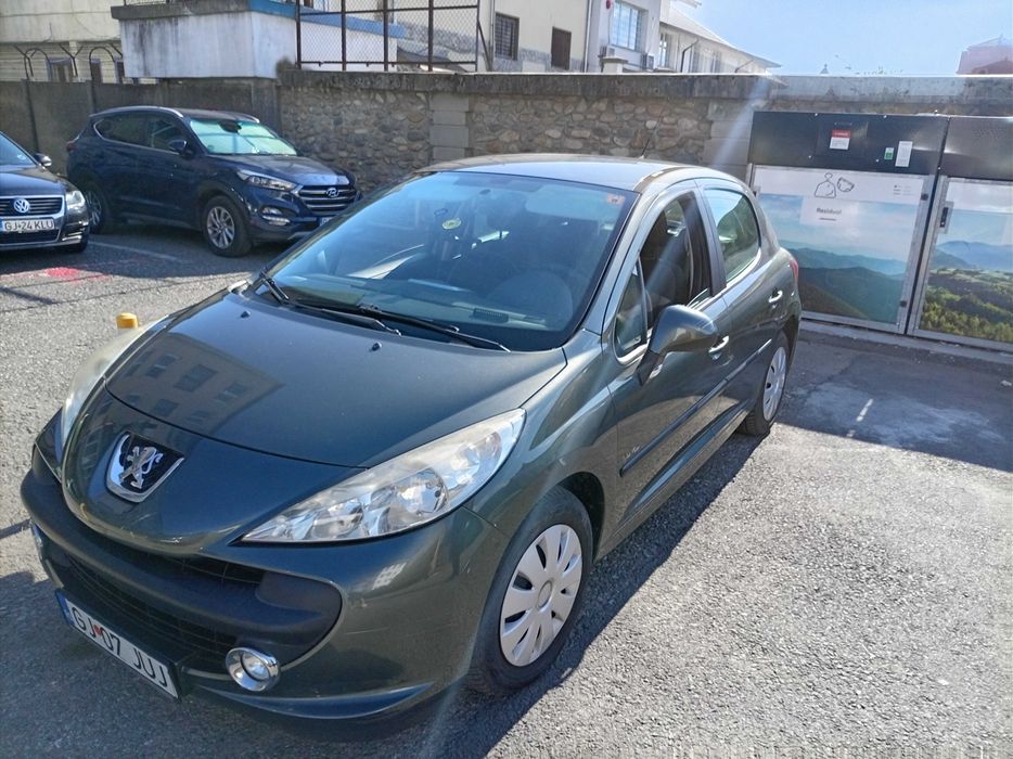 Peugeot 207 benzina