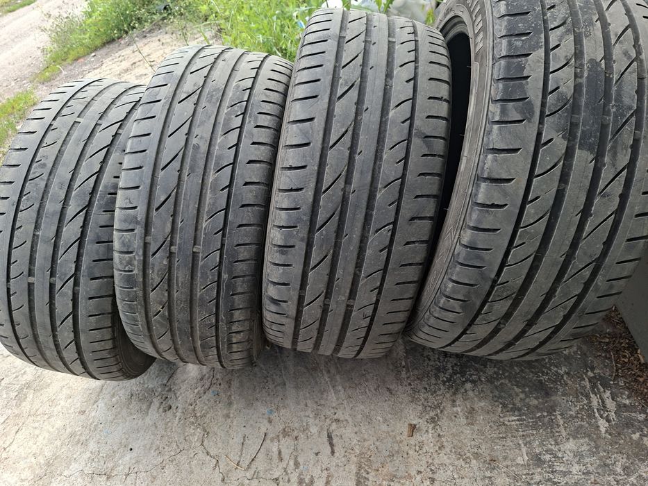 Продам шины 245/45/18 сайлун