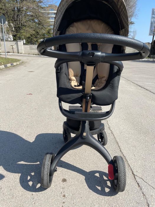 Продавам бебешка количка Stokke Xplory X-Limited Edition Gold Black