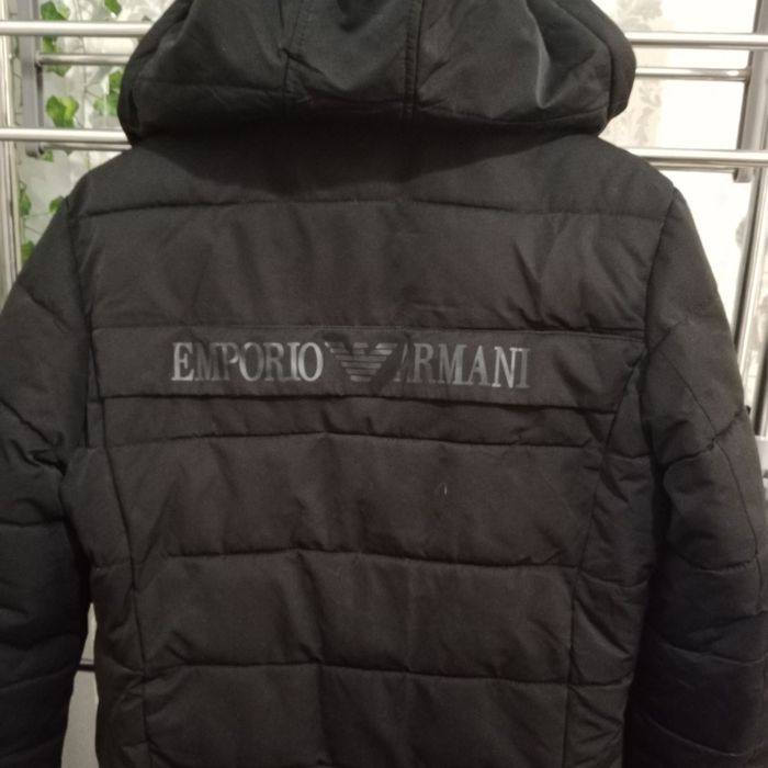 мужская черная куртка