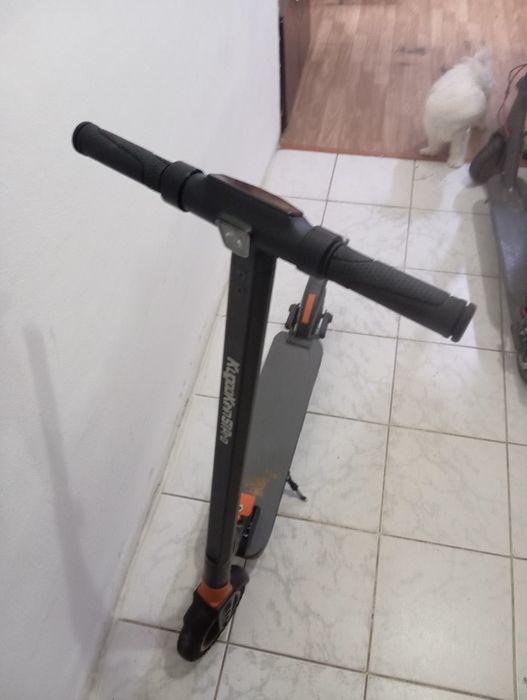Dezmembrez Citiți tot anuntu Trotineta electrica kukirin s1 pro entru
