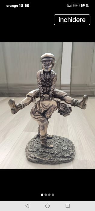 Statuie vintage nouă