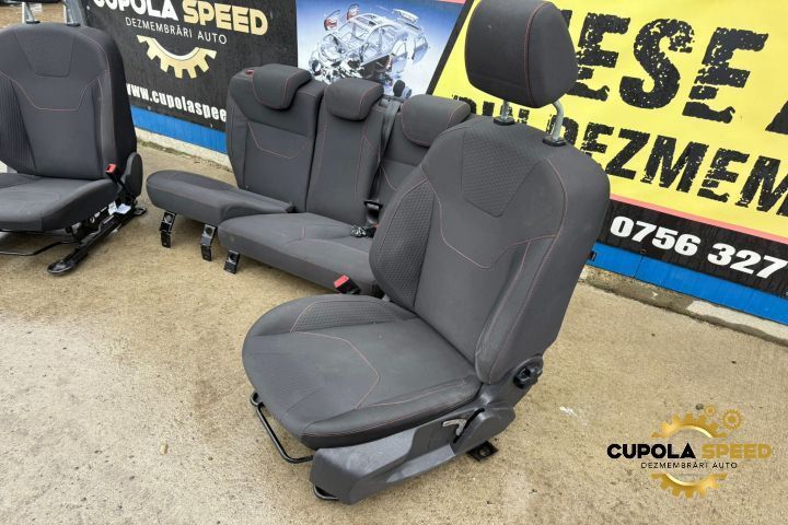 Interior scaune fata+bancheta spate ST-Line ( de Europa ) Ford Focus