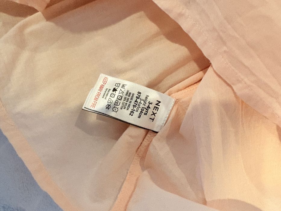 Next официални рокли 3-4 години,  с бродерия